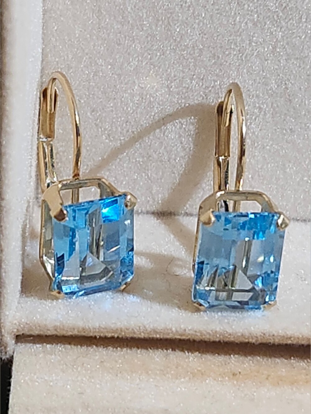 14k Yellow Gold Emerald Cut Blue Topaz Dangle Earrings 2.0CT - Picture 10 of 13